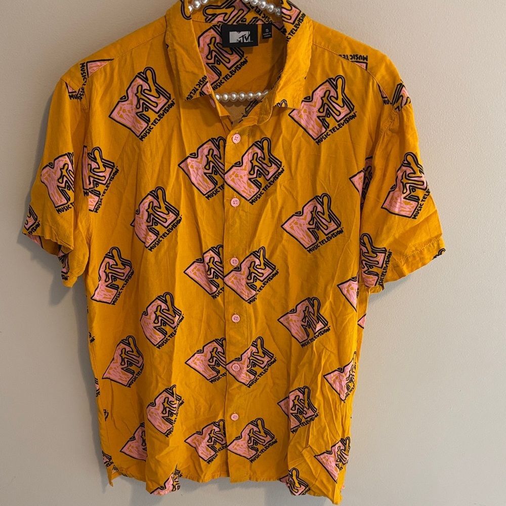 MTV Men's Bright Yellow and Pink Logo Shirt size small